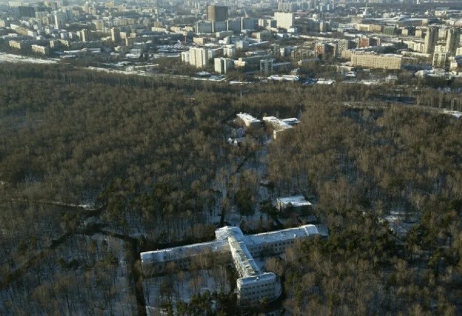 Институт туберкулеза москва. ЦНИИ туберкулеза Лосиный остров. Центральный научно-исследовательский институт туберкулеза Москва. Лосиный остров туберкулезный диспансер. НИИ Яузская аллея.