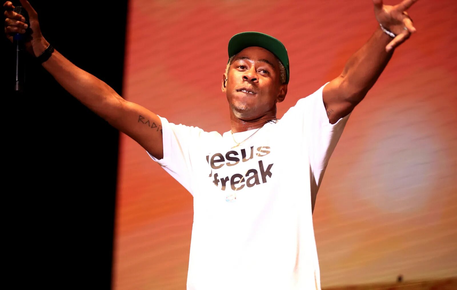 Tyler the creator new magic. Тайлер зе креатор. tyler the creator new album 2025. new magic wand tyler the. tyler the creator new magic wand.