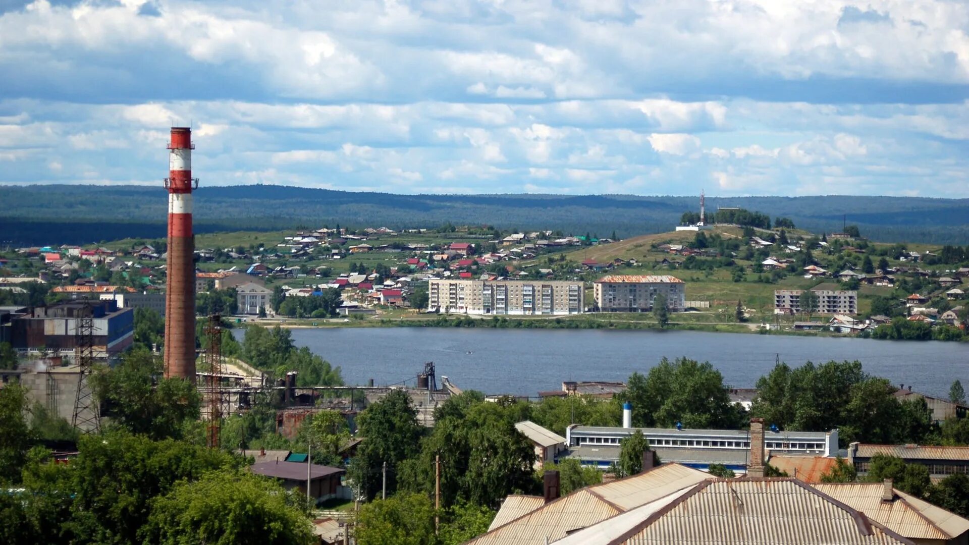 Верхнеуфалейский городской округ челябинской области. Верхний Уфалей Челябинская область. Город верхний Уфалей Челябинской области. Дворец культуры верхний Уфалей. Верхний Уфалей горы.