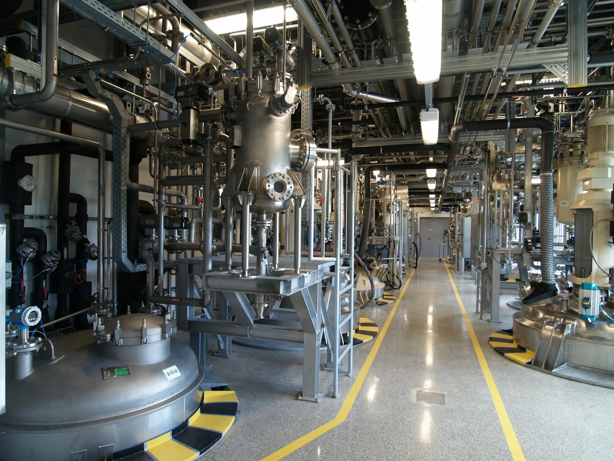 Химическая промышленность. Фармацевтическое оборудование. Химическое производство. Завод по производству смазочных масел. Новое химическое производство.