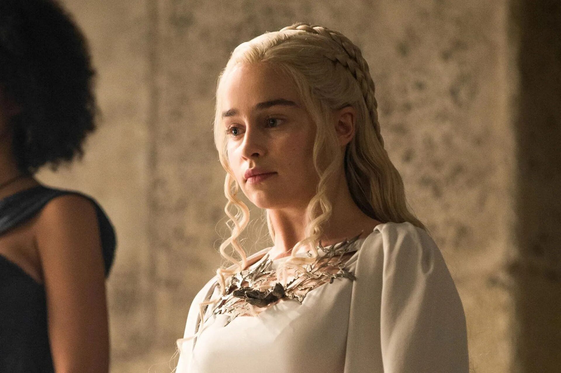 Как звали отца дейнерис таргариен. Дейенерис. Как звали отца дейнерис таргариен. Дейнерис мать драконов. Дейнерис таргариен.