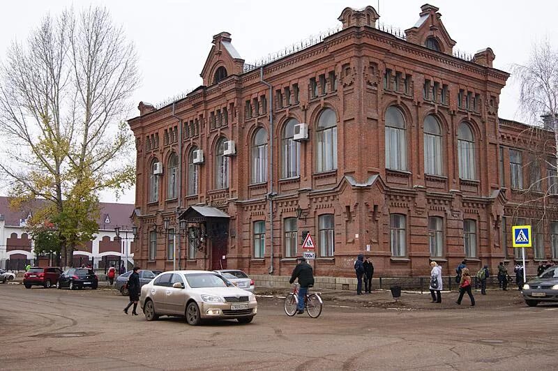 Г бузулук оренбургской области ул. Бузулук Оренбургская область. Дом купца Киселева Бузулук. Г Бузулук площадь. Население г Бузулук Оренбургской области.