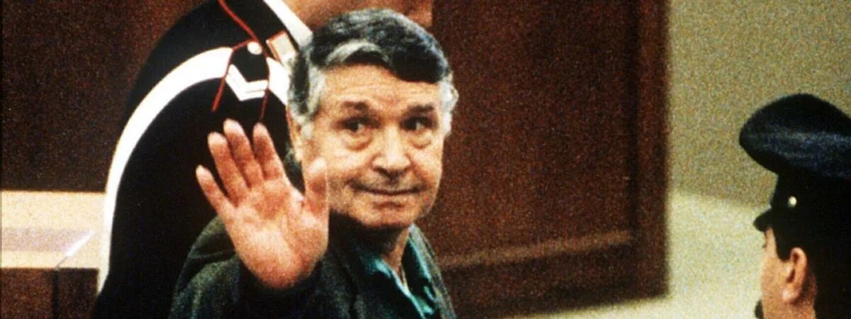 Сальваторе тото риина. Тото рино. Сальваторе риина коза ностра. Тото рино. Тото риина итальянская мафия.