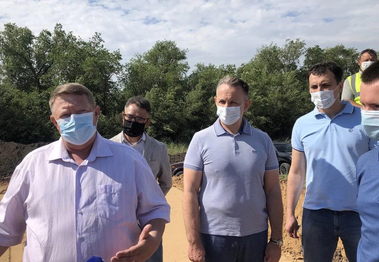 Четвертая власть саратов. Градозащитник саратов. Администрация саратова заместители главы. Саратов туризм. Выпускники прощаются со школой.