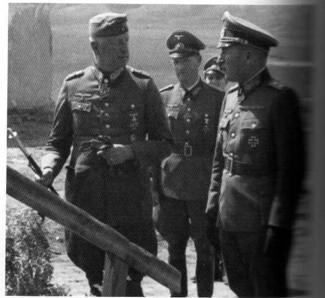 12 декабря войска манштейна. Манштейн и Гудериан. Манштейн генерал вермахта. Эрих фон Манштейн и Гудериан. Генерал Эрхард РАУС.