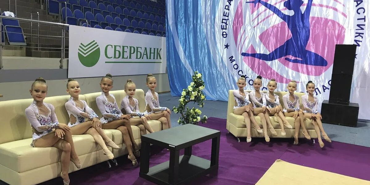 Зал для художественной гимнастики. Москва челюскинская улица 11 центр художественной гимнастики grace. Фламинго электросталь. Грейс цхг москва. Клуб фламинго электросталь художественная гимнастика.