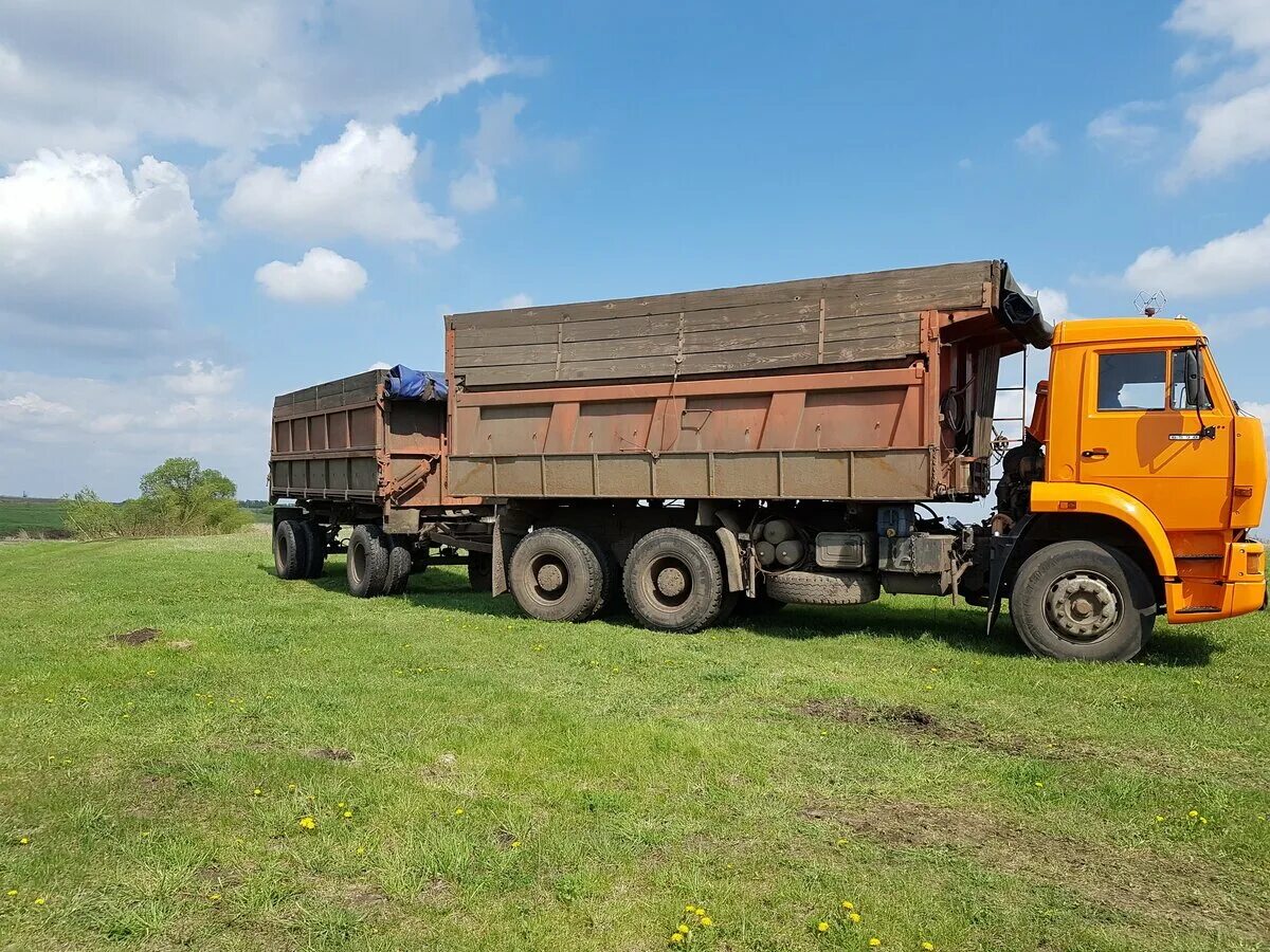 Купить камаз бу в воронежской области. КАМАЗ 6520 сельхозник. КАМАЗ 6520 самосвал сельхозник. КАМАЗ 6520 сельхозник с прицепом. КАМАЗ 6520 06 самосвал.