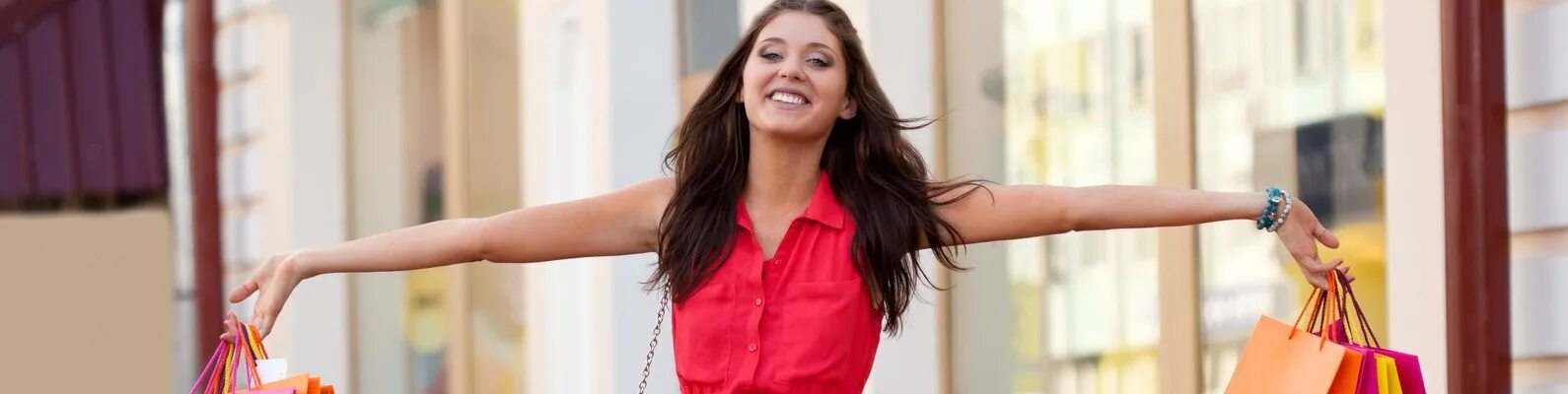 Retail therapy shopping to improve your mood. Шоппинг лучшая терапия. Shopping addiction reading in english. Shopping therapy. Две девушки с покупками.