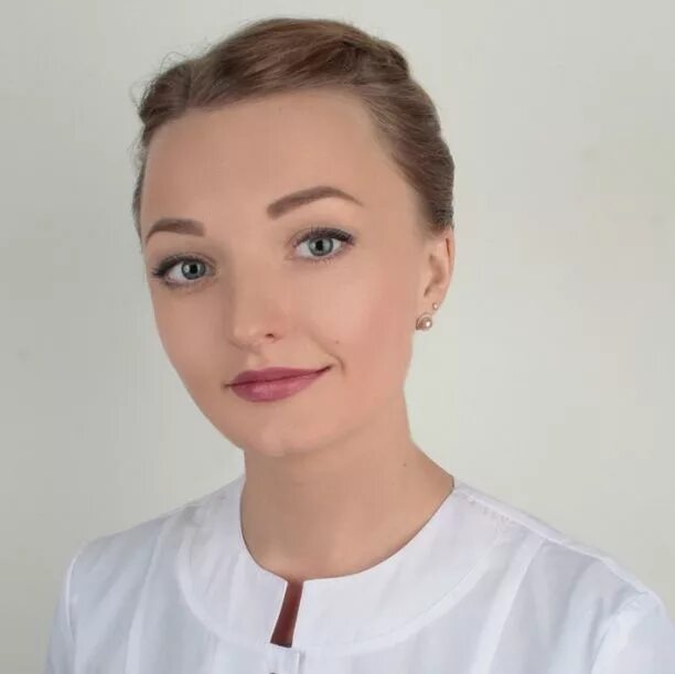 Bauer clinic. Bauer clinic. Ветклиника красноярск. Глент и его собака карамелька. Карамелька собака облако.