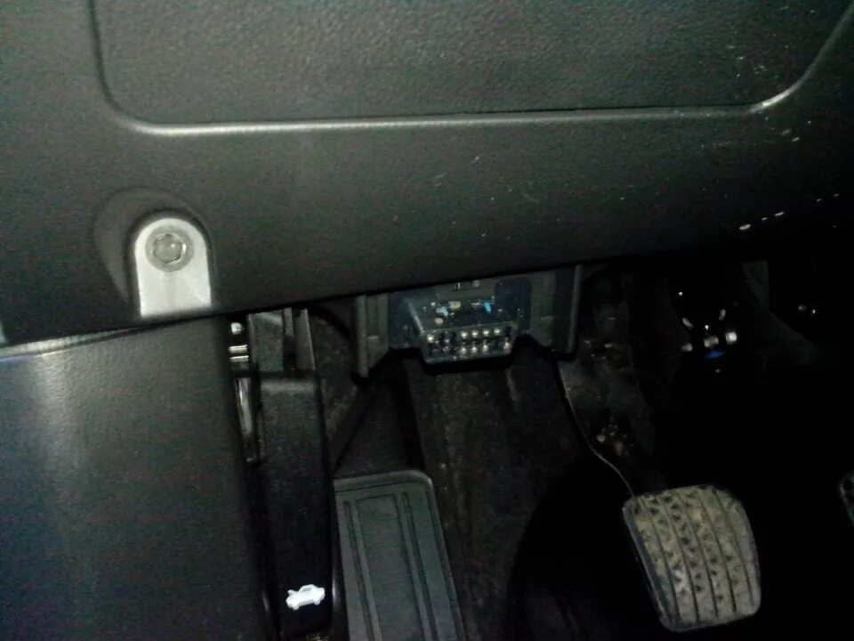 Диагностический разъем шевроле круз. Разъем obd2 chevrolet cruze. разъем обд 2 шевроле круз. chevrolet cruze 2005 obd разъем. диагностический разъем шевроле круз 1.6.