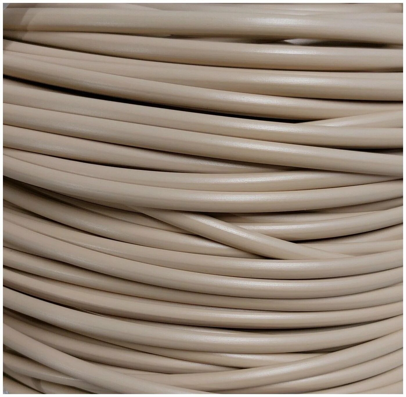 искусственный ротанг полутрубка. ротанг капучино полутрубка. искусственный ротанг для плетения полутрубка цвета. ротанг полутрубка. ротанг шоколад полутрубка.