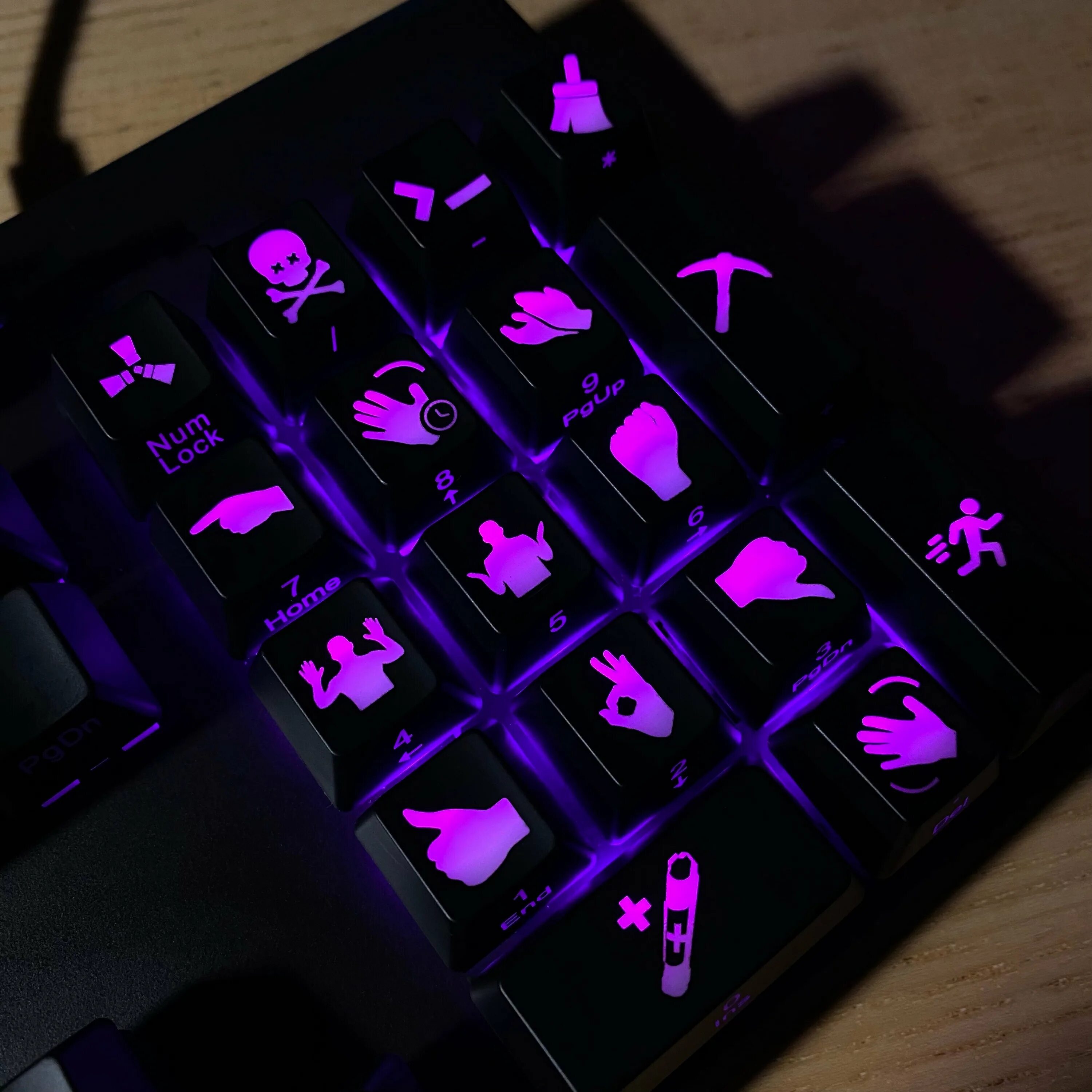 Выключатель №314 (3) (нажал-вкл, нажал-выкл). Адаптер электрической розетки, вкл/выкл нажатием н h-108855. Кнопка старт без фона. Калимба w-17t. Нажми 17.