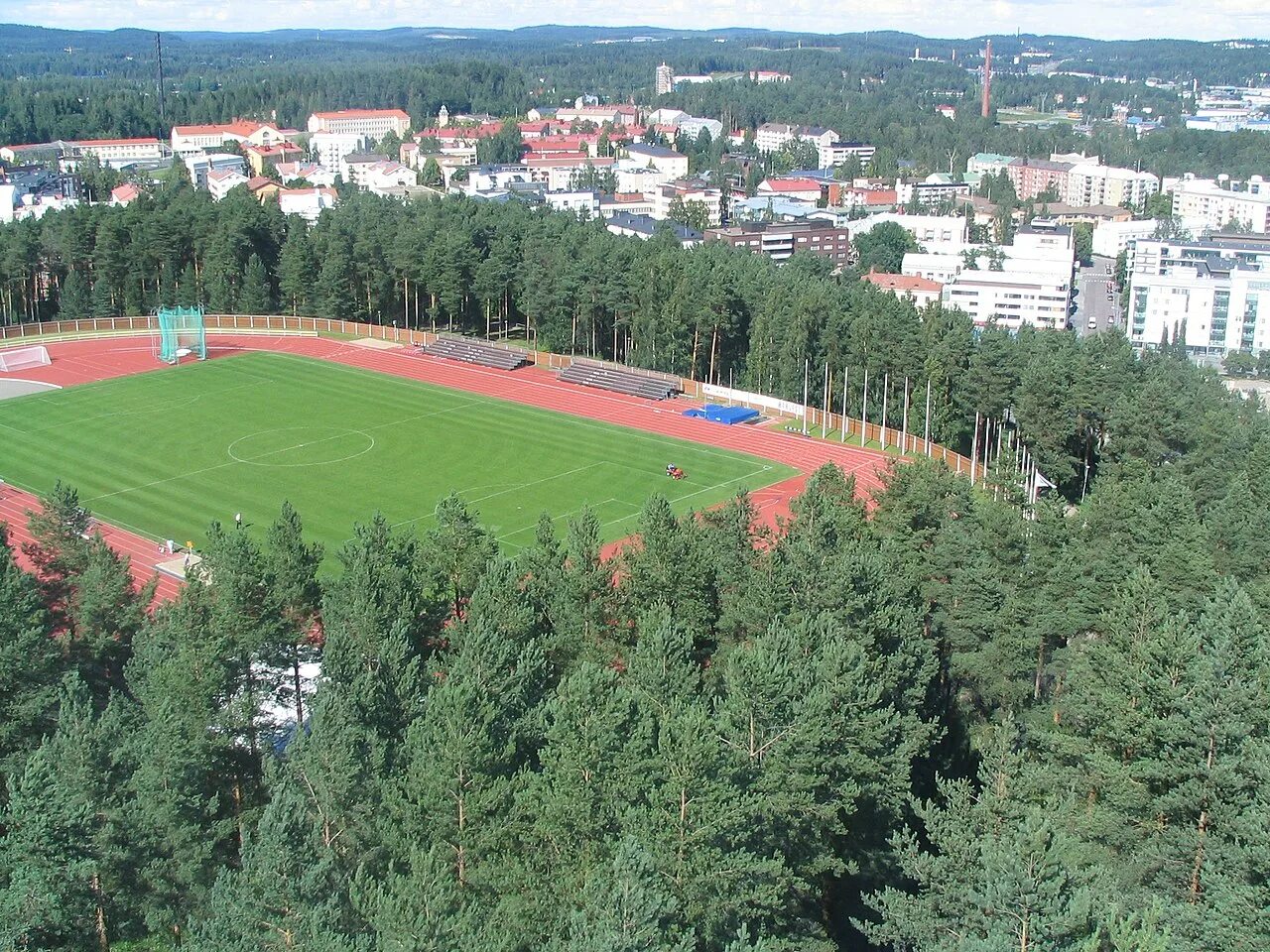 Harjun Stadion Йювяскюля Финляндия футбольный стадион. ФК ЙЙК Ювяскюля игрок. Песапалло поле.