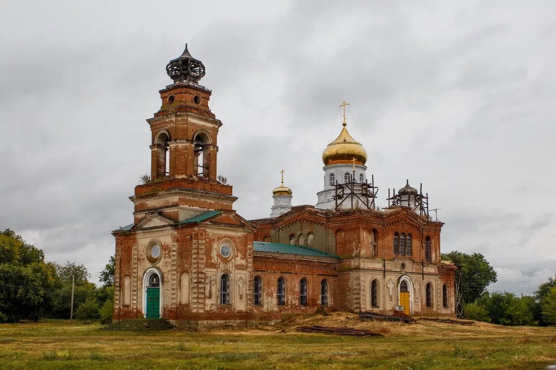 Пыховка Церковь Троицы Живоначальной. Церковь Троицы Живоначальной Троицкое. Храм Святой Живоначальной Троицы Новохоперск. Церковь Троицы Живоначальной село Троицкое.