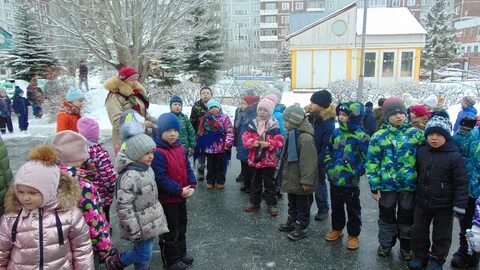 Зиму провожаем весну встречаем средняя группа