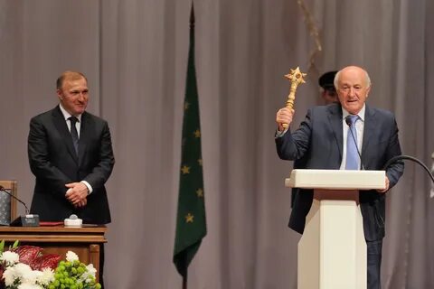 Избранный глава республики