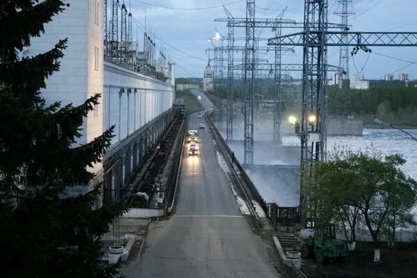 Камгэс работа. Камская гэс пермь. камгэс мост. станция камгэс пермь. плотина гэс пермь.