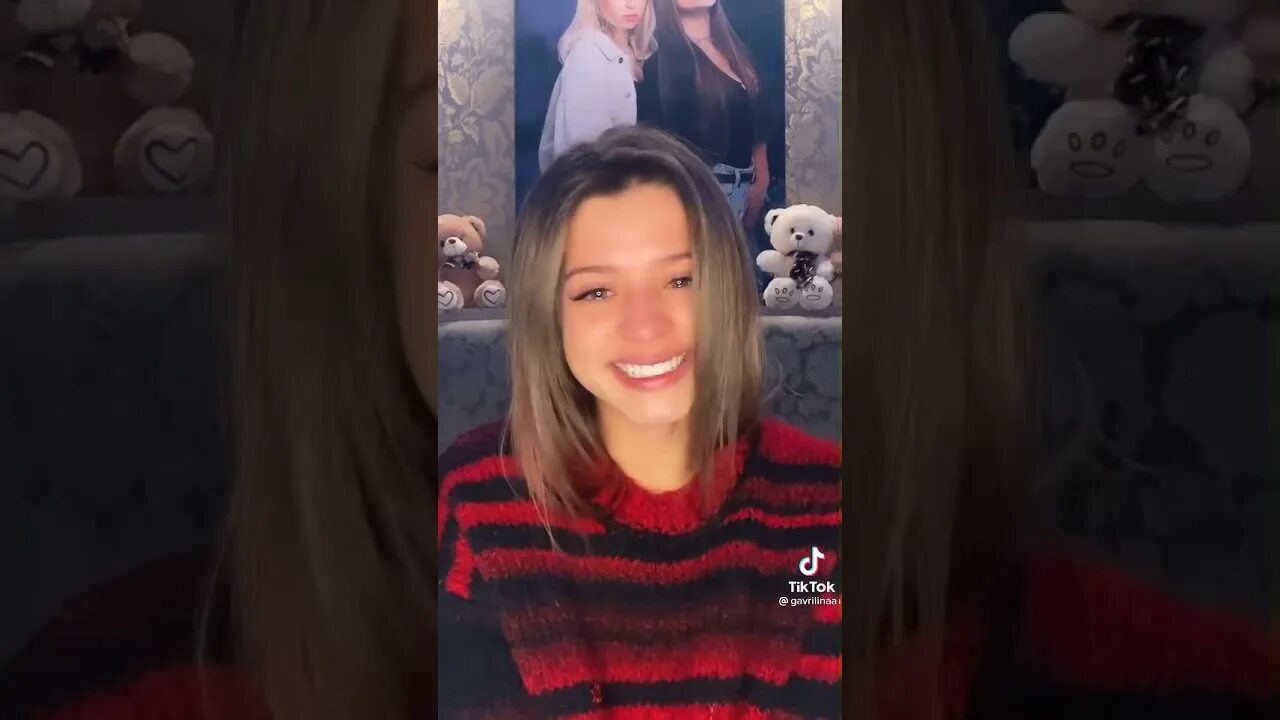 Юля гаврилина за 15 млн показала. Юля гаврилина на пл. юля гаврилина 2025 плачет. юля гаврилина плачет.