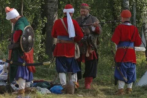 Молоди год
