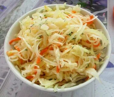 Квашеная капуста с яблоками