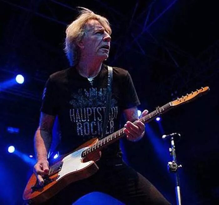 Рик парфитт status quo. Рик парфитт статус кво. Рик парфитт в молодости. Рик парфитт. Rick parfitt.