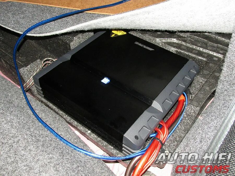 Pmx f640. Alpine pmx-f640. усилитель alpine 640. усилитель алпайн 640 4 канальный.