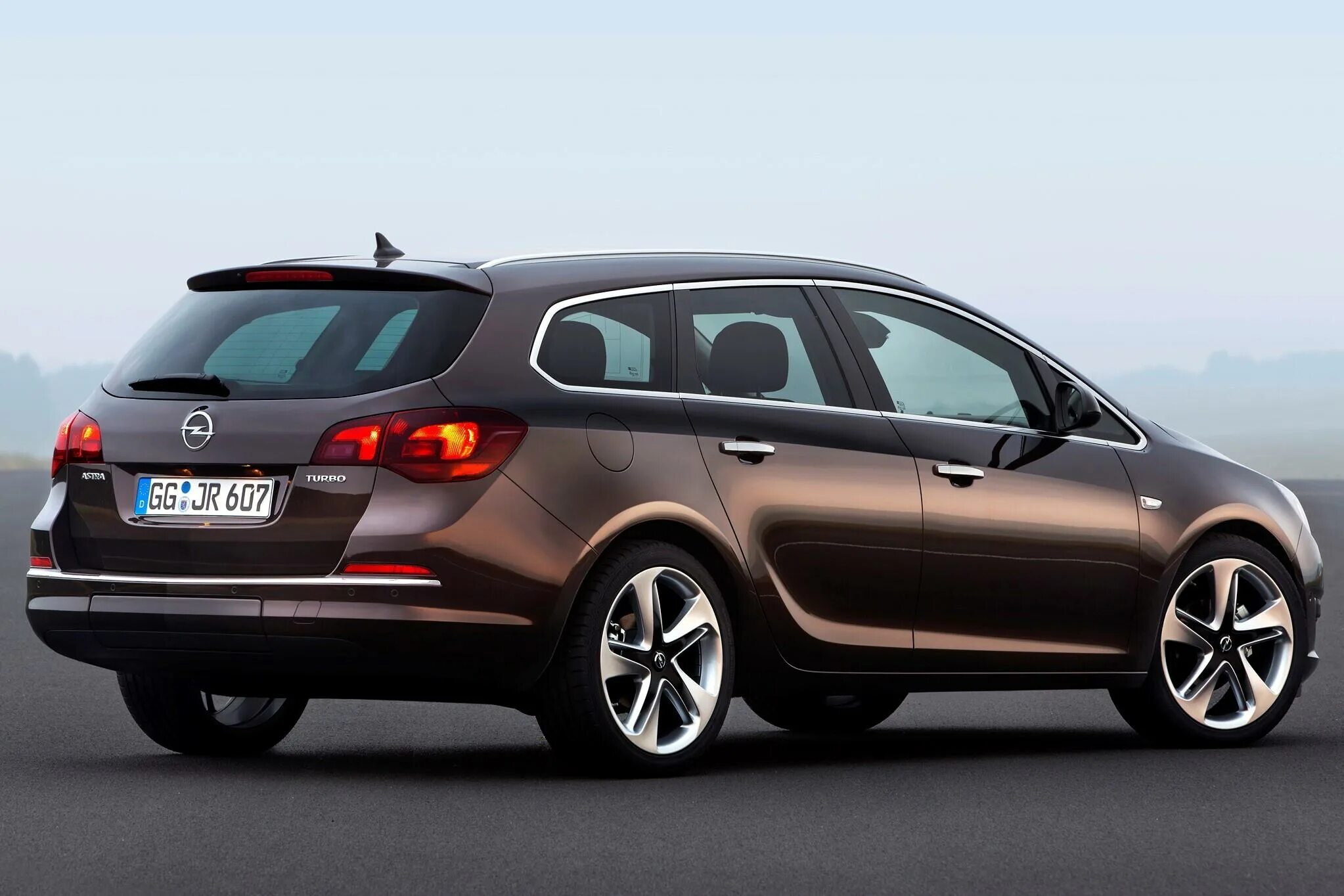 Audi a5 sportback салон. Ford focus 3 2015. Citroen ds4 2016. Opel astra j. Volkswagen polo 2009 hatchback.