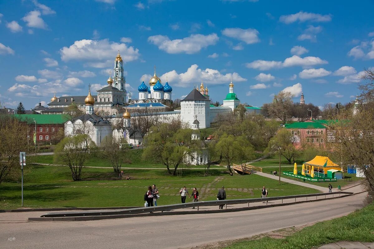 Троице-Сергиева Лавра Сергиев Посад. Смотровая площадка Сергиев Посад Лавра. Монастыри Сергиева Посада. Смотровая площадка Сергиев Посадская Лавра. Досуг сергиевом посаде