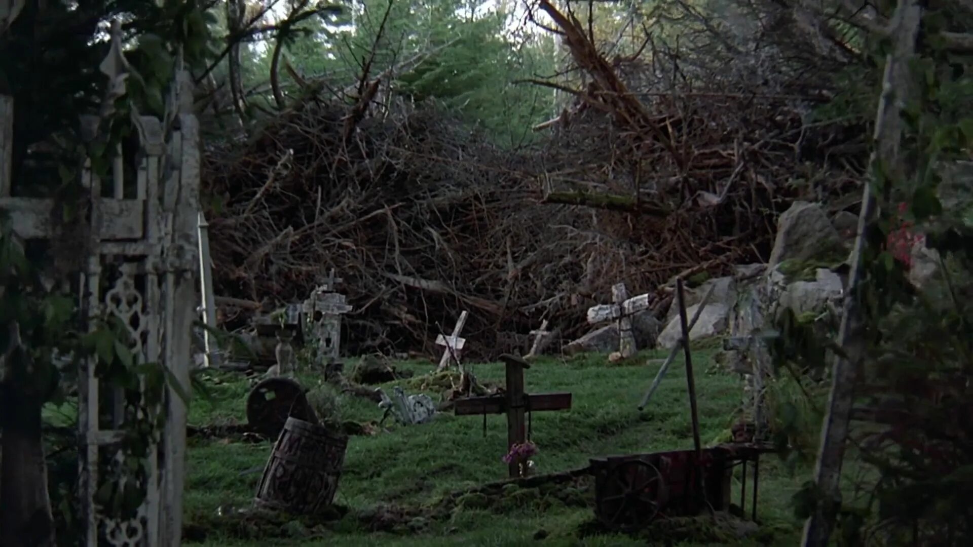 Sematary 1989. Кладбище домашних животных 1989. Кладбище домашних животных / Pet Sematary (2019).