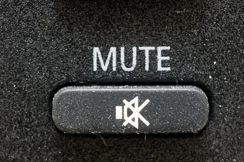 Включи mute