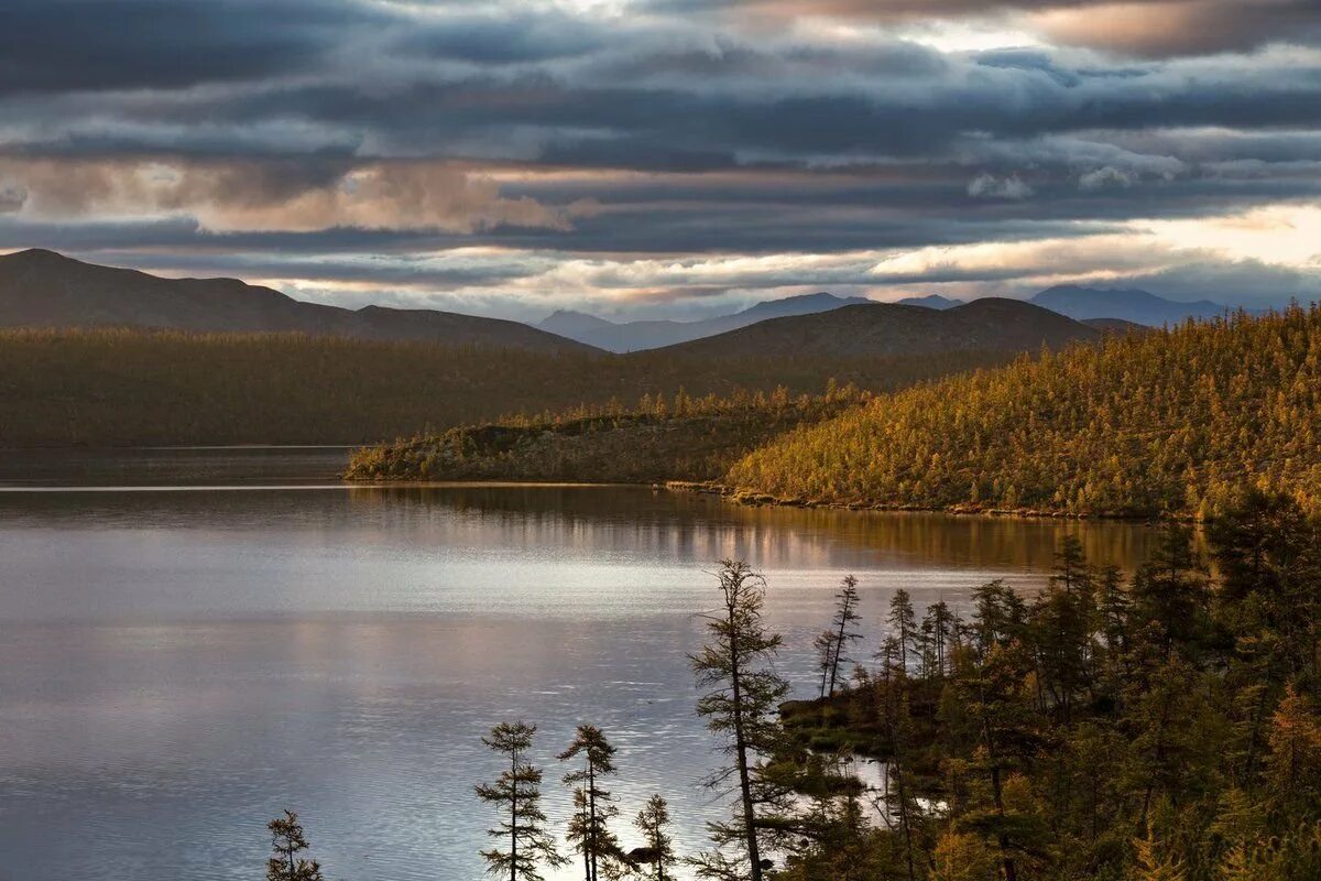 Гэс на реке колыма. Кавинская долина магадан. Река колыма якутия. Река колыма край. Река колыма край.