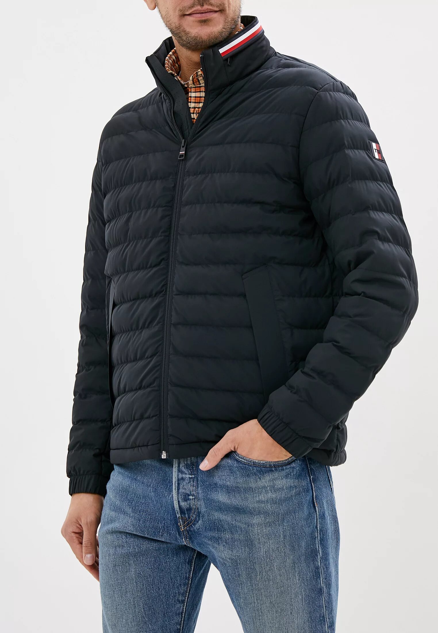 Куртка tommy hilfiger мужская зимняя. Куртка томми хилфигер мужские зимние. Зимняя куртка томми хилфигер. Куртки мужские томми хилфигер зима. Куртка tommy hilfiger мужская зимняя.