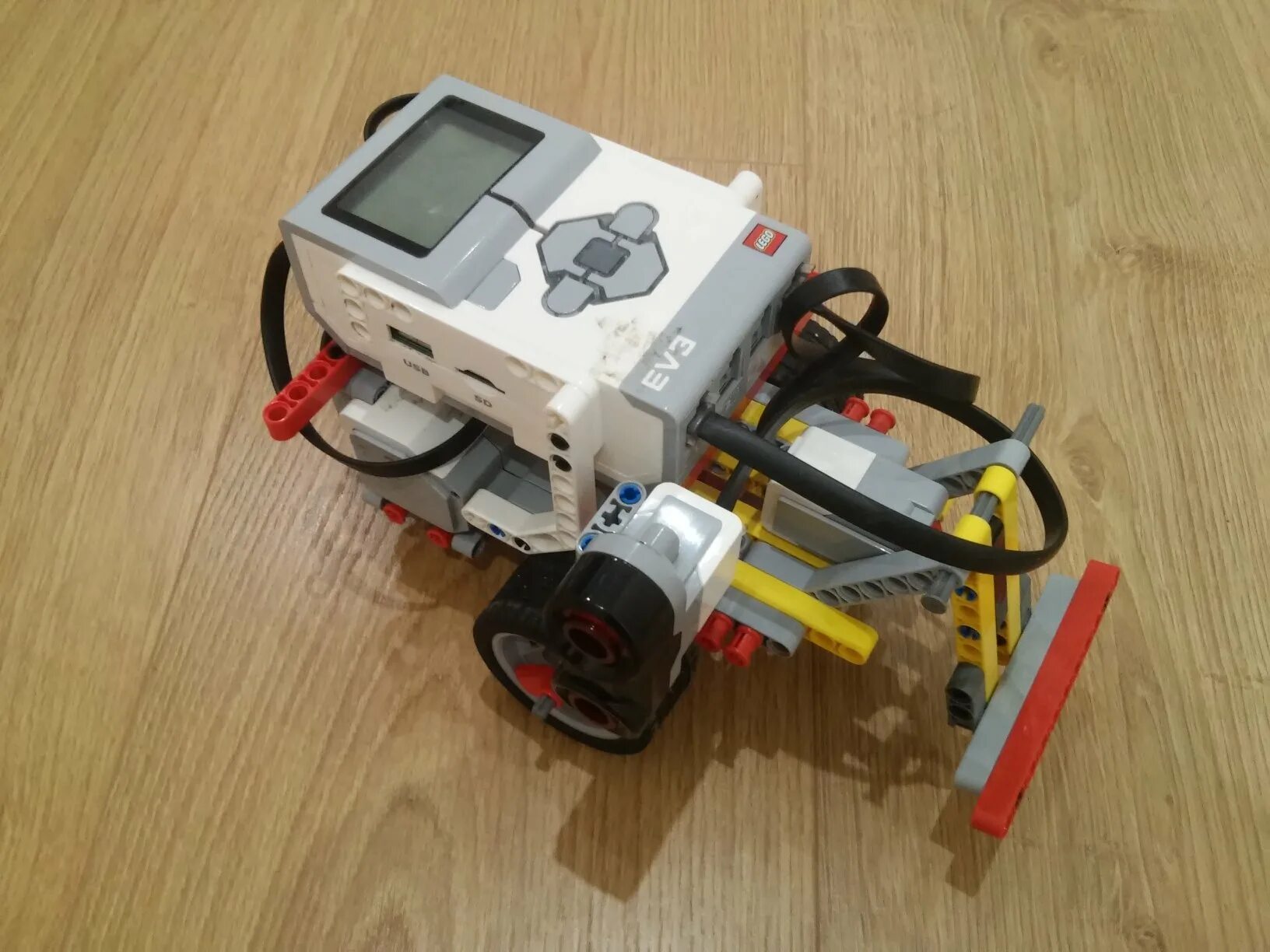 Робот проходит лабиринт. Робот проходит лабиринт. Робот проходит лабиринт. Робот проходит лабиринт. Соревнование лабиринт ev3.