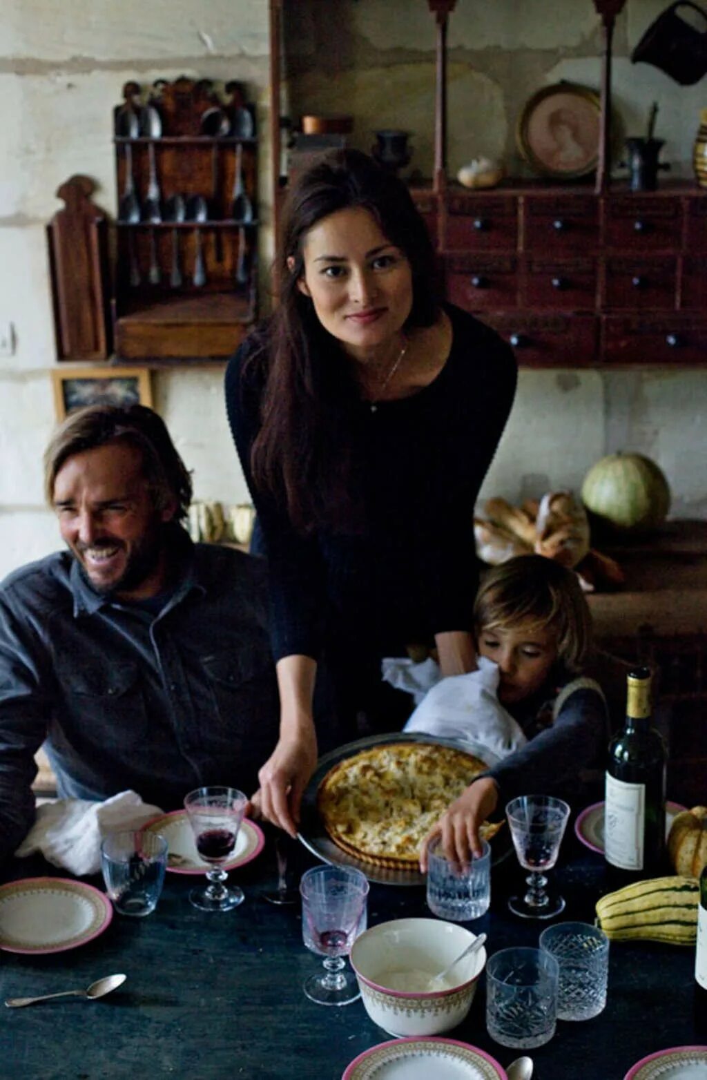 Мими Ториссон. Как живут простые французы фото. Обстановка в простой французской семьи фото. Фото домашние с семьей Франция.