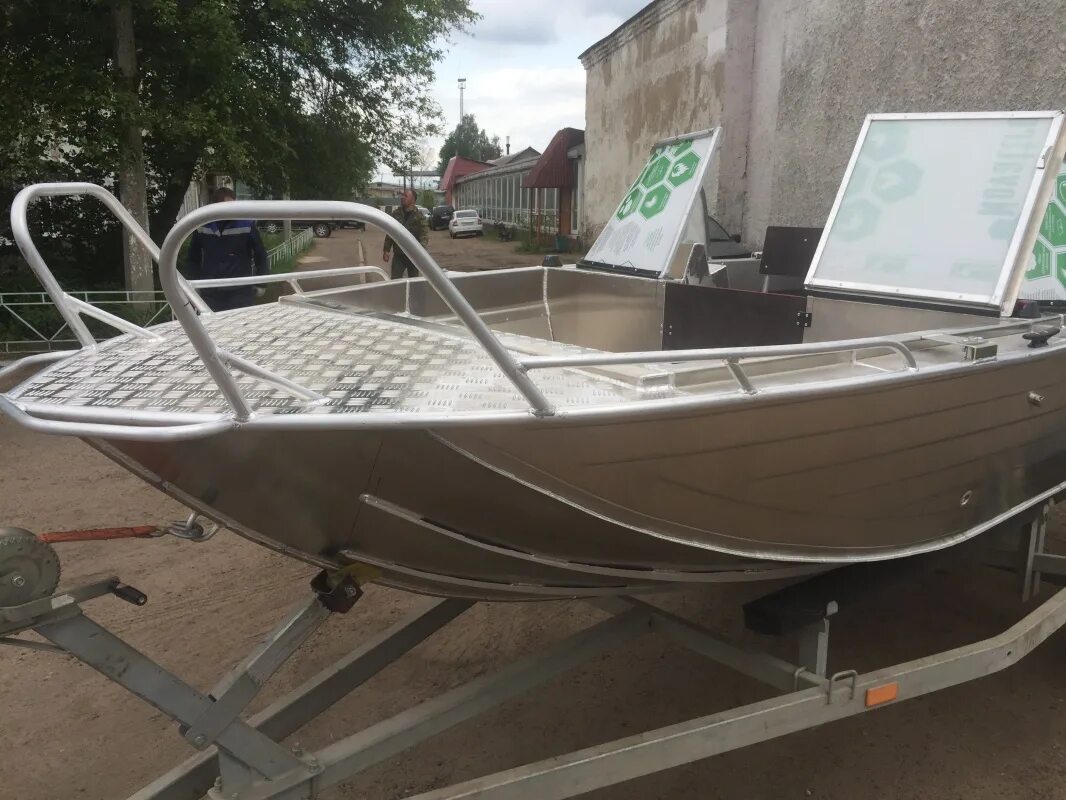 Лодка 5 метров алюминиевая. Катер алюминиевый росомаха r6000s. Алюминиевые лодки до 5 метров. Алюминиевые лодки до 5 метров. Катер росомаха r5100св.
