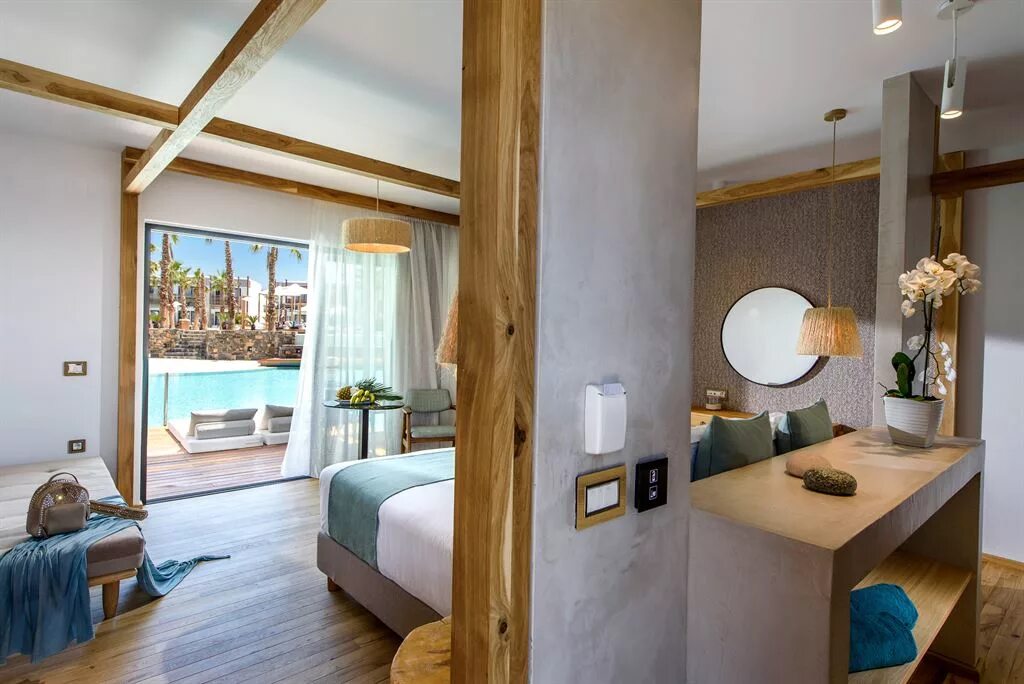 Stella elite resort spa 5. Stella Island Luxury. Отель the Calm Resort & Spa Premium Room.