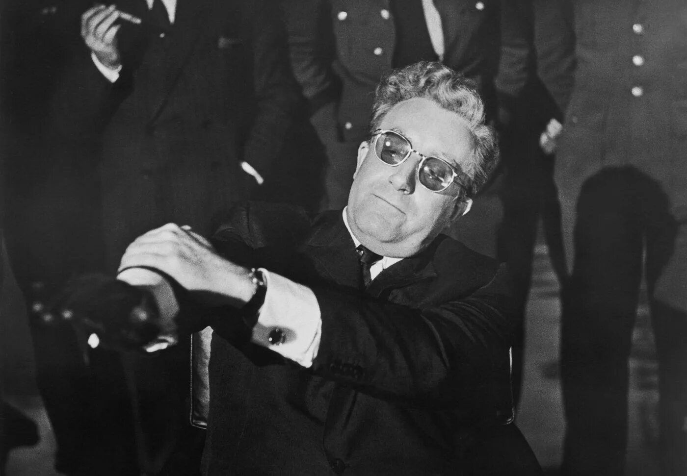 Как я полюбил атомную доктор стрейнджлав. Питер селлерс доктор стрейнджлав. доктор стрейнджлав (1964). кубрик доктор стрейнджлав. доктор стрэндж kfd.