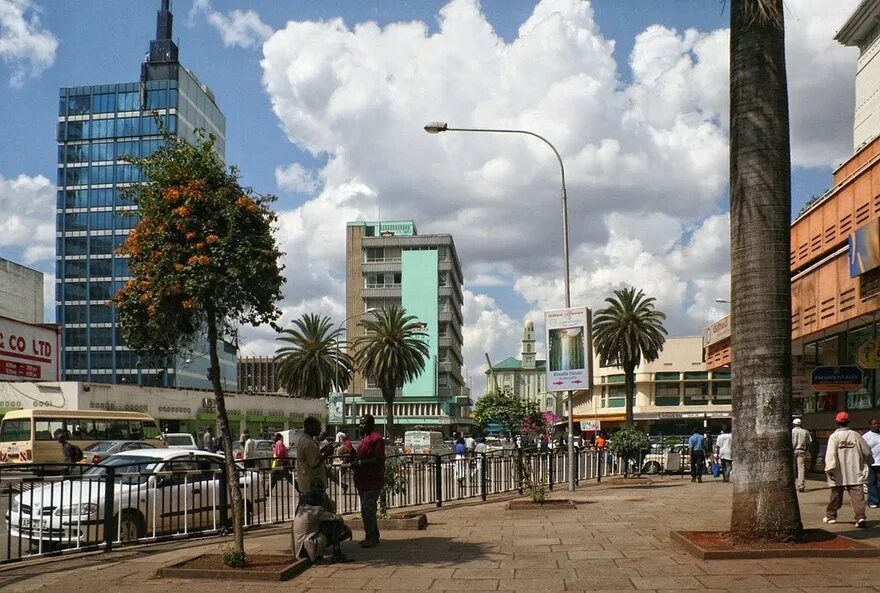 Страна города найроби. Найроби (столица Кении). Найроби столица Кении улицы. Найроби (столица Кении) про город. Кения улицы Найроби.