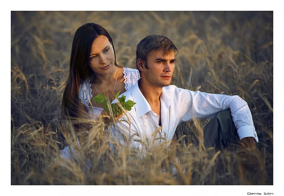 гляжу в озера синие в полях ромашки рву. гляжу в озера синие ноты. иванами да марьями гордилась ты всегда слушать. иванами да марьями гордилась ты всегда текст. иван да марья люди.