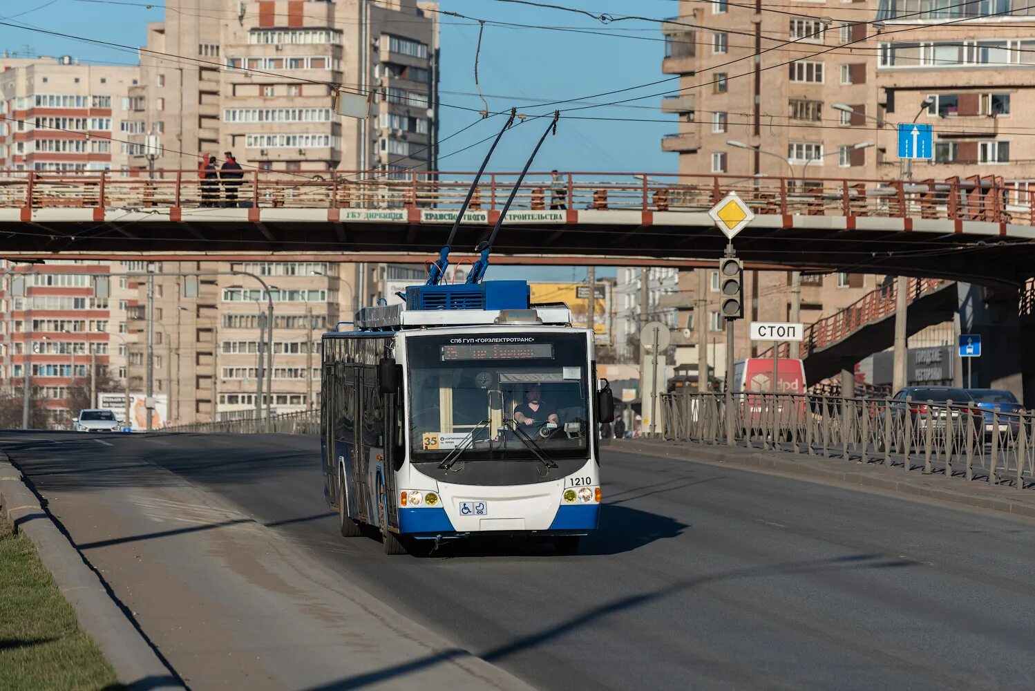 Троллейбус 29 спб. Троллейбус ВМЗ 5298. 167 ВМЗ-5298.01 «Авангард» Мурманск. Трамвай 49. Троллейбус Авангард.