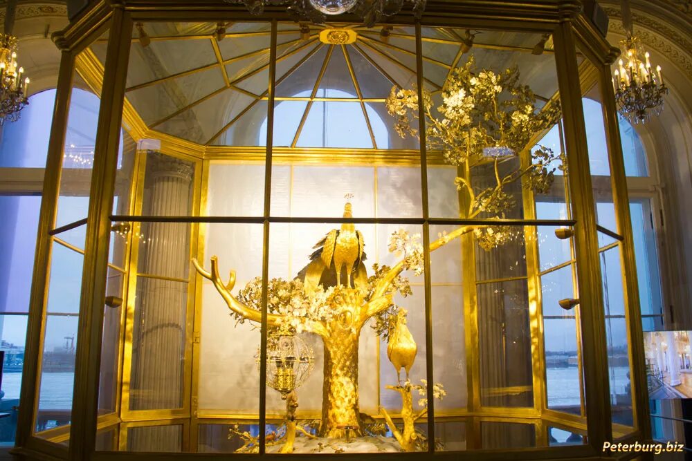 Механические часы павлин в эрмитаже. Эрмитаж санкт-петербург часы павлин. Часы в эрмитаже в санкт петербурге. Золотая птица в эрмитаже. Часы в эрмитаже в санкт петербурге.