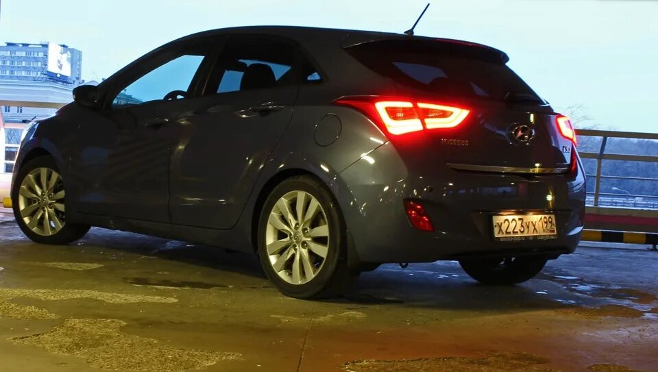 Лампы хендай i30. Hyundai i30 gd. хендай ай30 r 17. hyundai i30 gd бункер. хендай ай 30 gd черный.