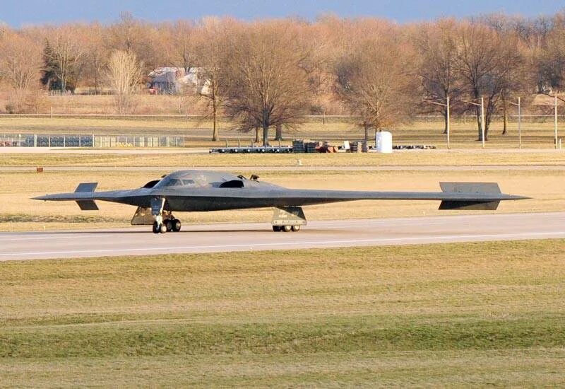 Northrop b 2 spirit характеристики. B-2 Spirit технология стелс. B-2 Spirit вооружение. Northrop b-2 Spirit. Northrop b-2 Spirit в Югославии.