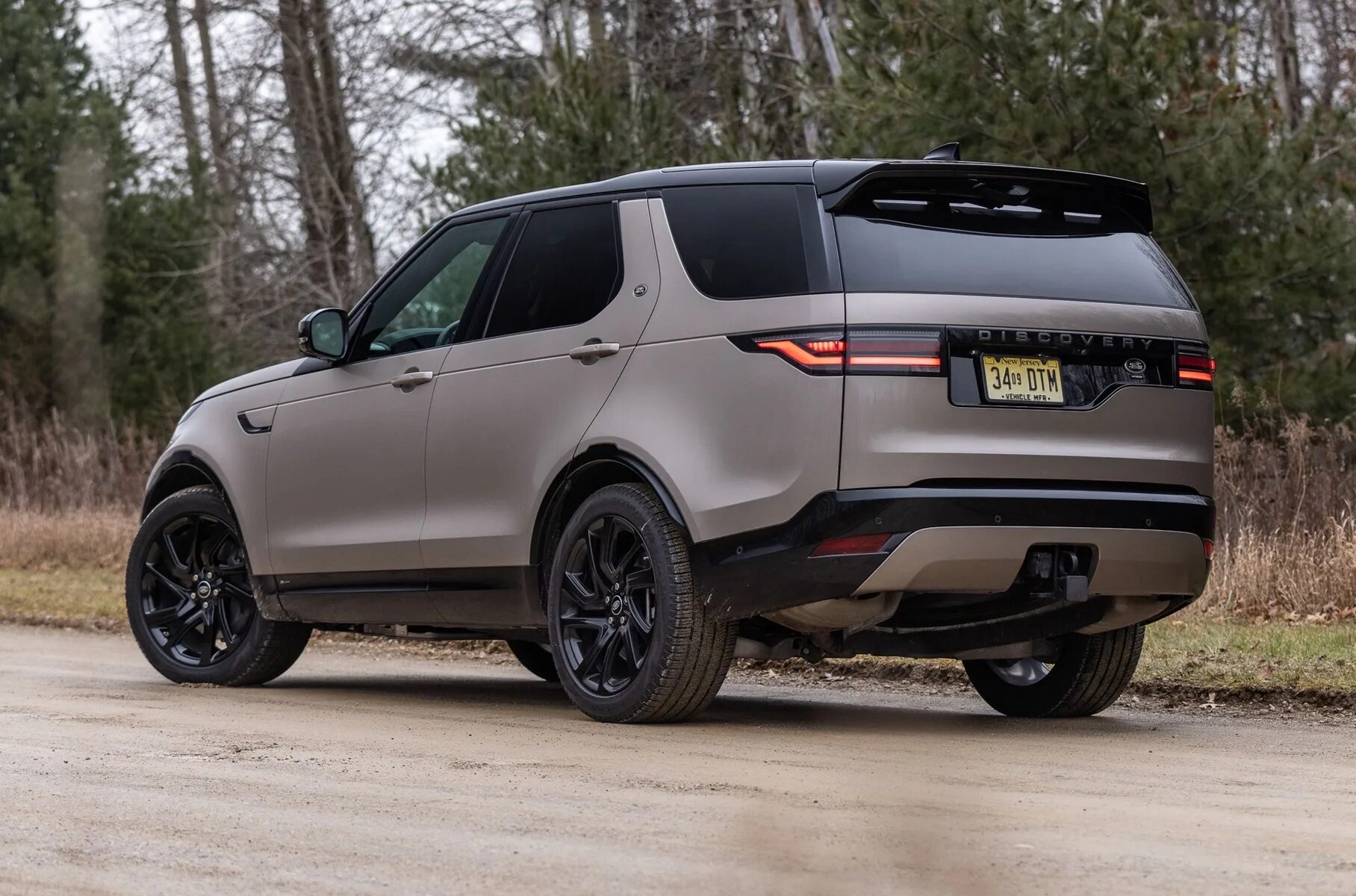 Рендж ровер дискавери 2021. Range rover discovery 2021. Land rover discovery 2022. Ленд ровер дискавери спорт. Land rover discovery sport 2021.