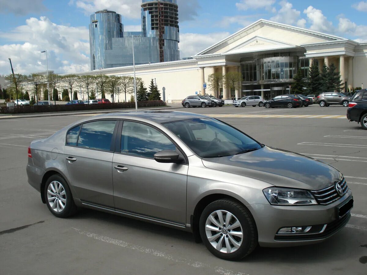 Volkswagen серый. Volkswagen Passat b7 Grey. VW Passat b7 серый. Grey VW Passat b7. Фольксваген Пассат 2003 серый.