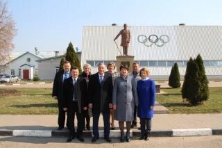 Погода волоконовка на 10 дней белгородская область. Администрация Волоконовка. Волоконовка Белгородская область Квадра ООО. Город Волоконовка Белгородской области. Поселковый клуб Волоконовка.