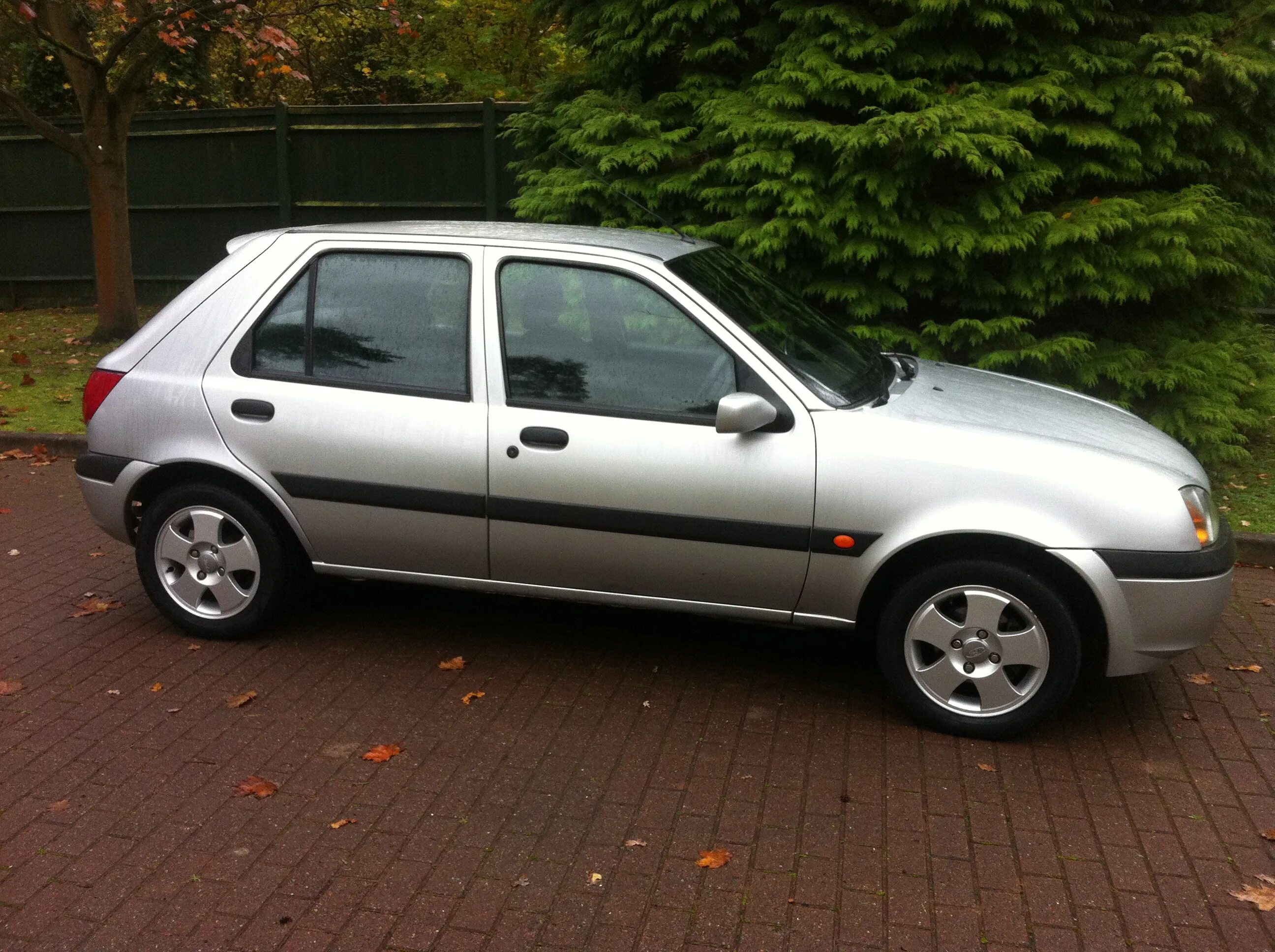 Ford fiesta 2001 года. Фиеста 2001. Ford fiesta 2001. Ford fiesta 1999. Форд фиеста 2001.