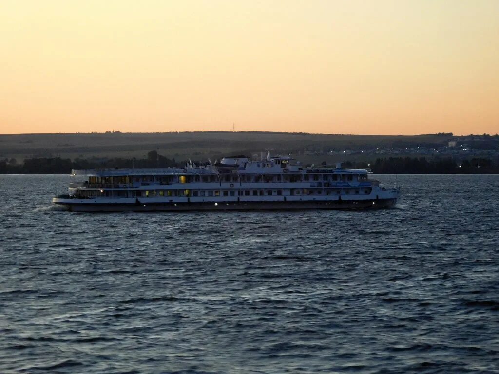 Круиз московская кругосветка. Форум речных туристов. Катамаран водоход. Форум речных путешественников. Водоход.