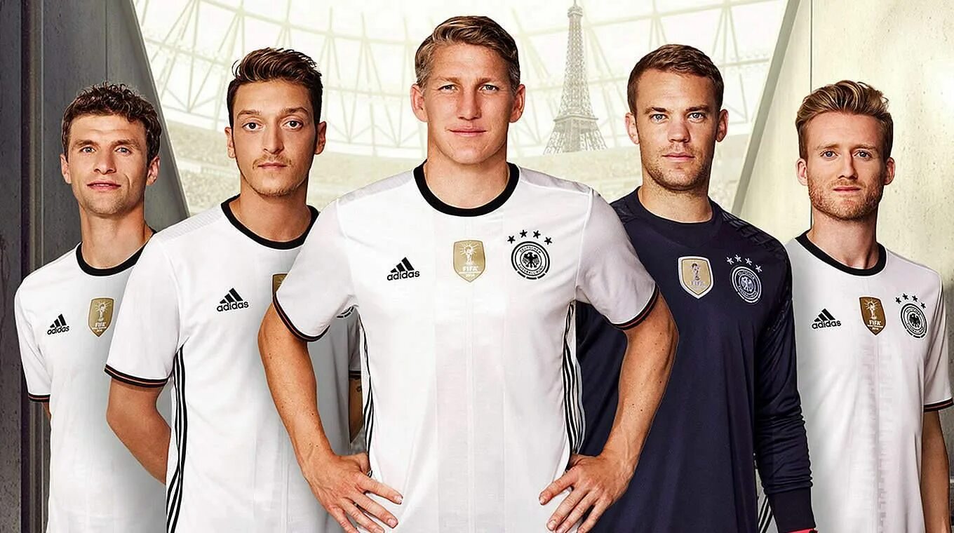 Новая форма сборной германии 2024. Футбольная форма сборной Германии 2022. Форма сборной Германии по футболу на ЧМ 2022. Футболка сборной Германии 2022. Форма сборной Германии на ЧМ 22.