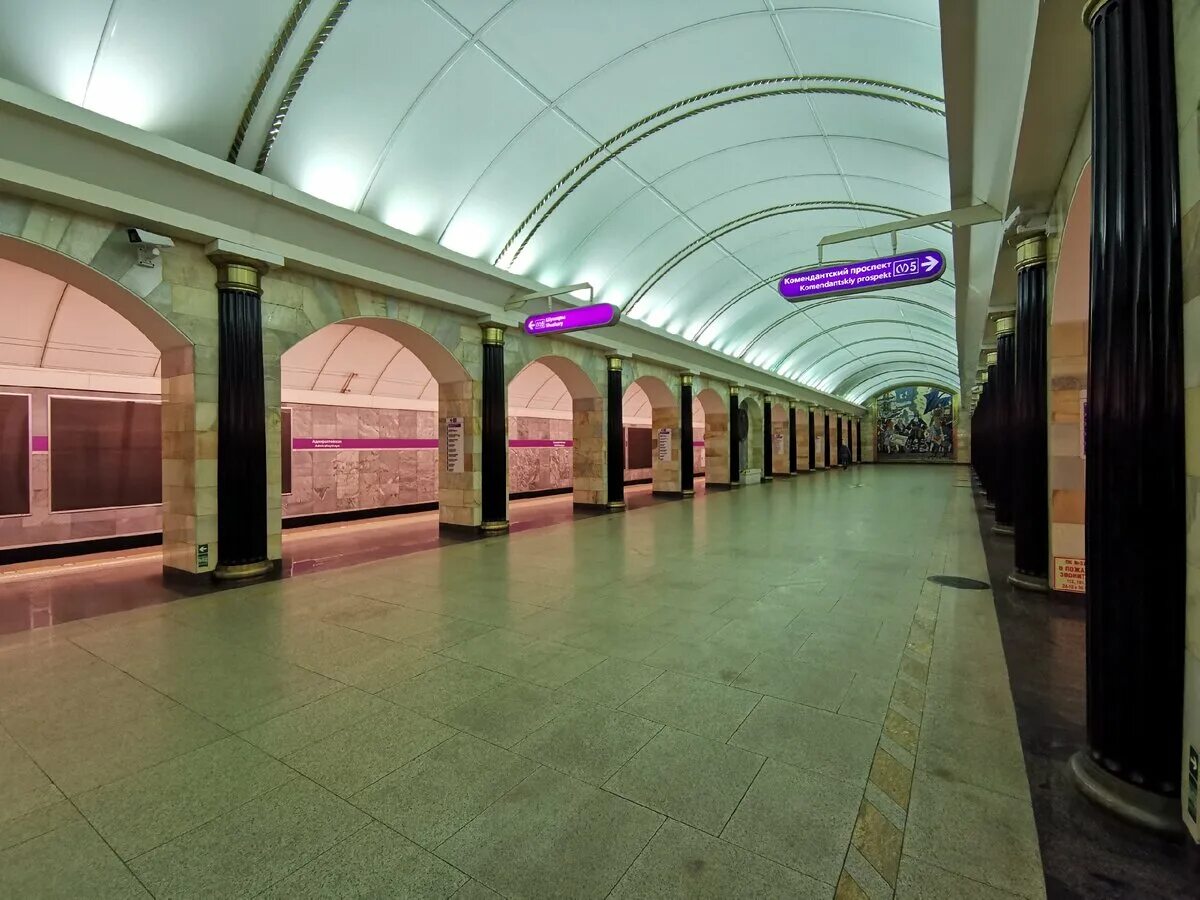 Станция адмиралтейская. Питер Адмиралтейская станция. Станция метро Адмиралтейская. Станция метро Адмиралтейская СПБ. Станция метро площадь Адмиралтейская Санкт-Петербург